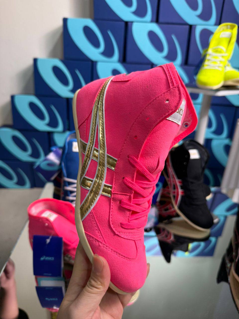 Wrestling Shoes pink/gold
