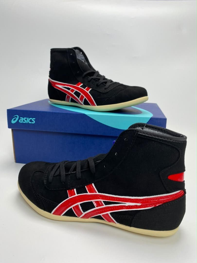 Wrestling Shoes black/red